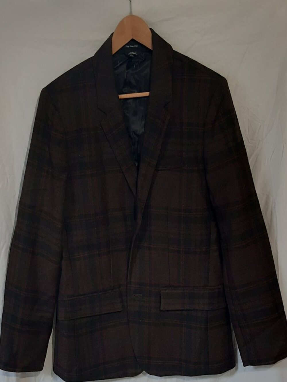 L.L. Bean Plaid Wool Sportcoat With Leather Elbow Patches, Size 40R